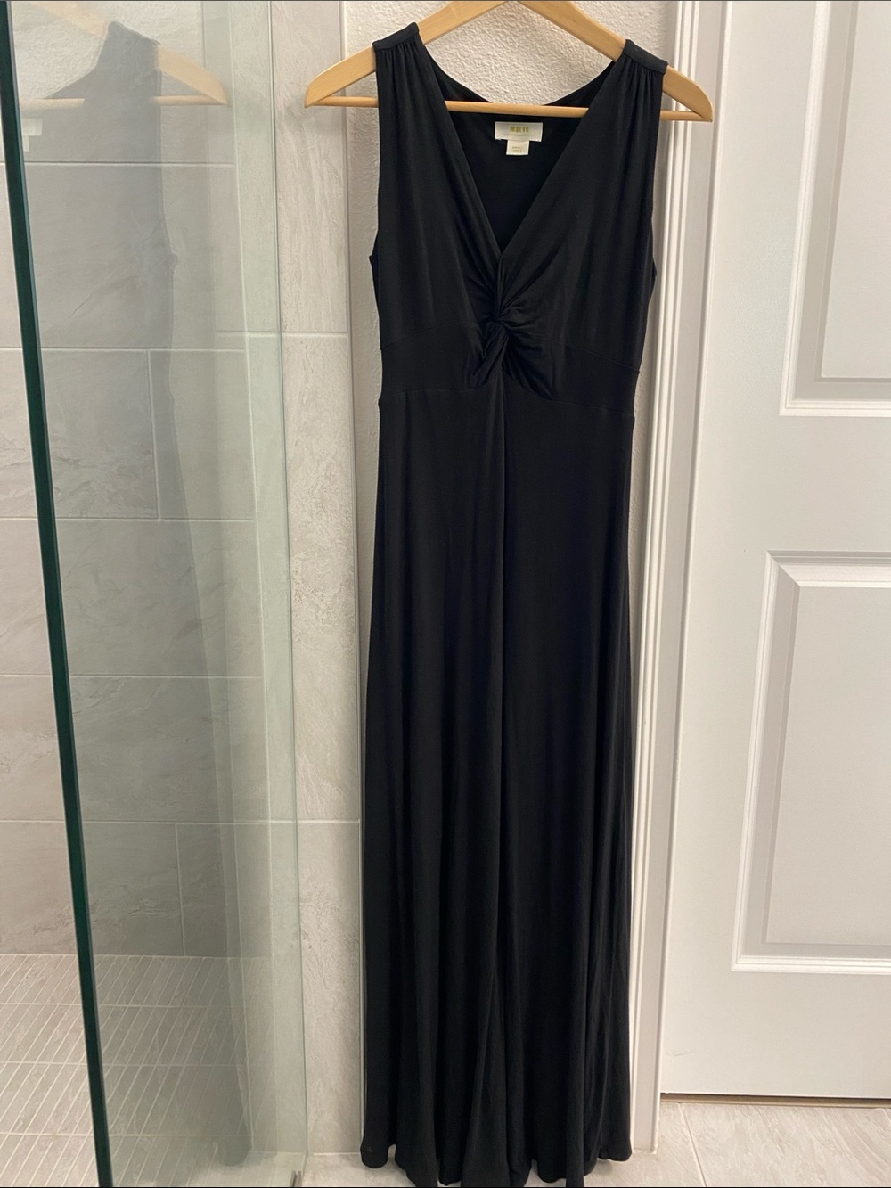 Anthropologie - Maeve Black Twist-Front Maxi Dress